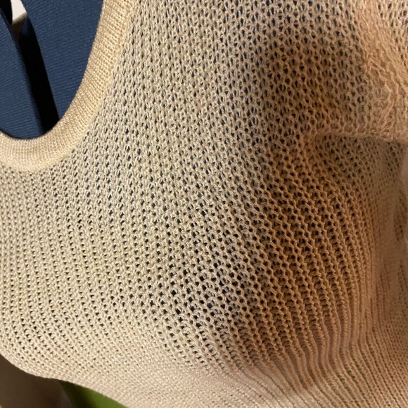 New Beige / Cream Sweater with lace detail.  Lightweight, lace-sleeves & bottom - Picture 2 of 7